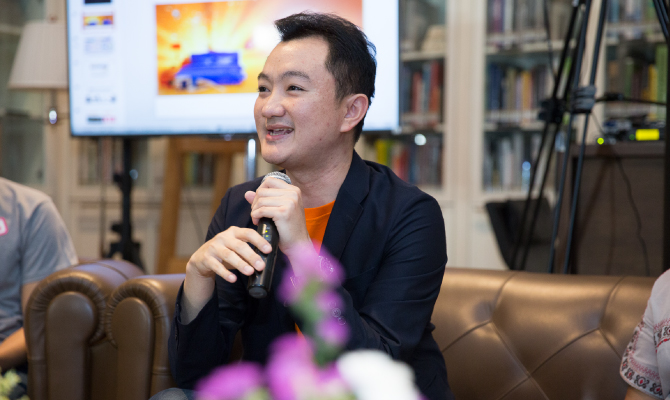 e4d9fd3381cc82bd12cf38d155e9ab44